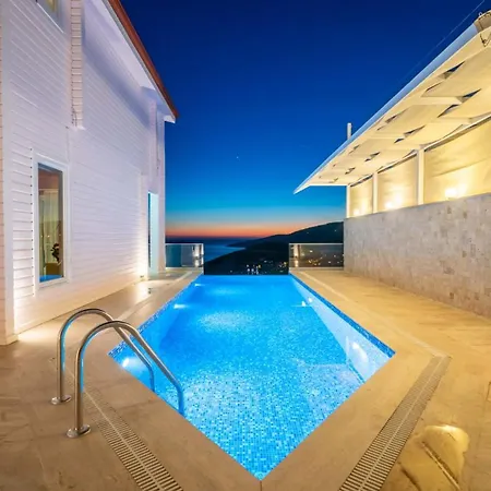فيلة Lucida - Town - 1 & 2 Bedroom كالكان