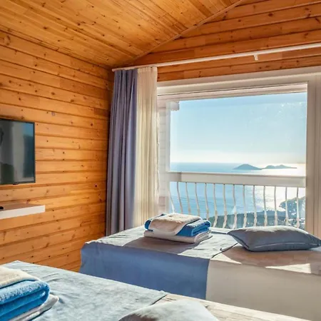 Villa Lucida - Town - 1 & 2 Bedroom