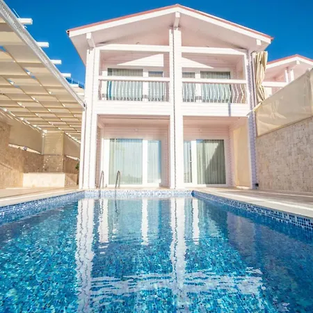 Villa Lucida - Town - 1 & 2 Bedroom *