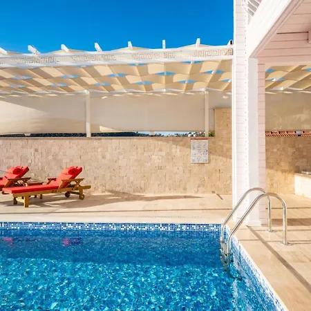 Villa Lucida - Town - 1 & 2 Bedroom *