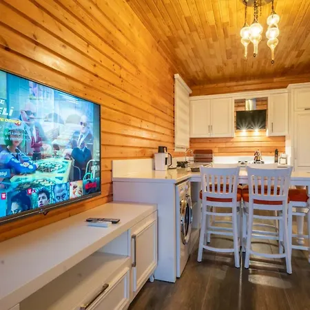 Lucida - Town - 1 & 2 Bedroom *