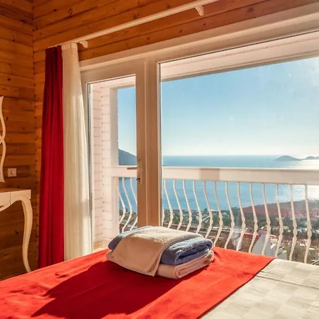 Lucida - Town - 1 & 2 Bedroom