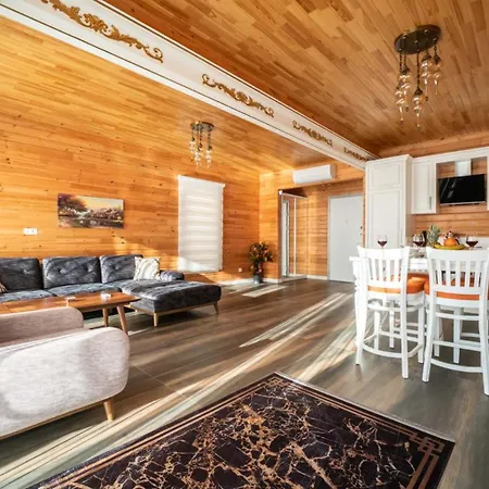 Lucida - Town - 1 & 2 Bedroom Villa